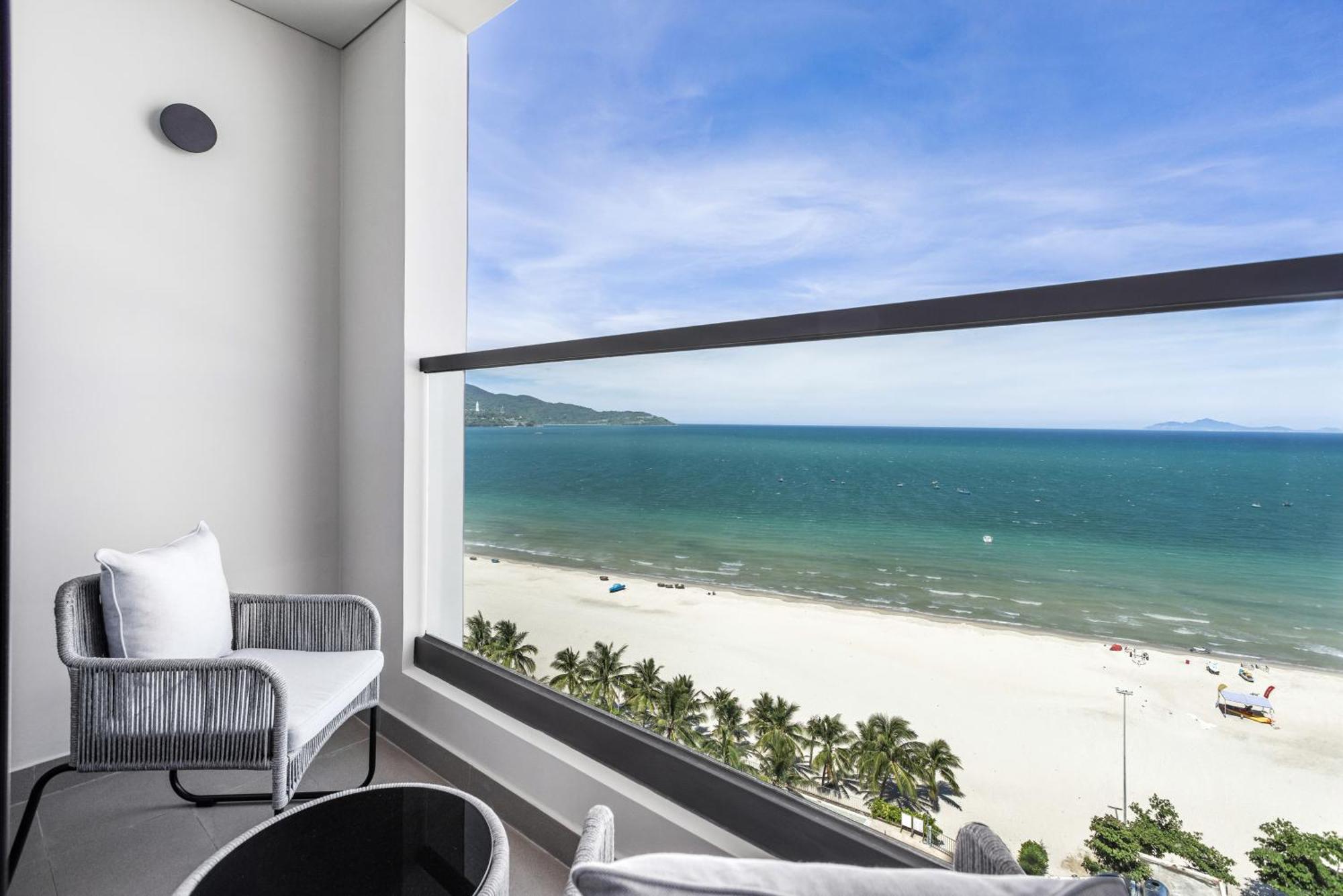 Radisson Red Danang Hotel Exterior foto